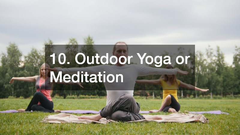 women doing outdoor yoga